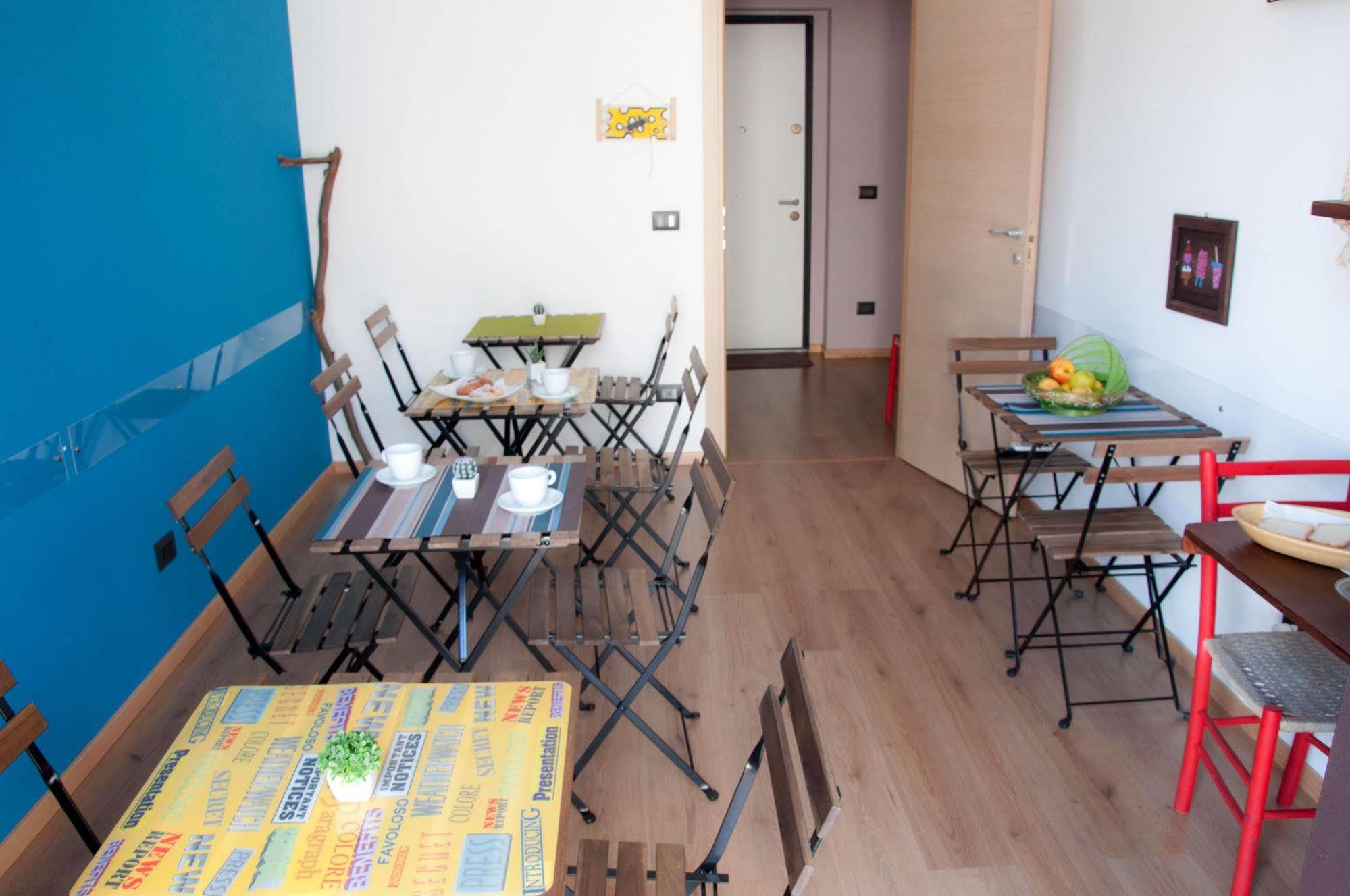Miro Centro Couette-café